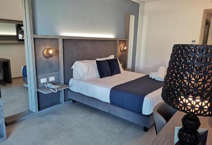 Трехместный Номер Стандарт Вид на Сад, Resort La Battigia Beach & Spa