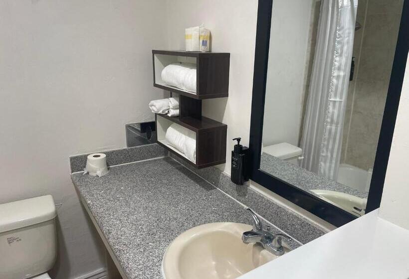 Номер Стандарт, B&j Hotel And Apartments