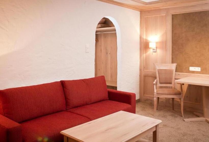 Люкс, Das Traditionshotel Schwarzer Adler