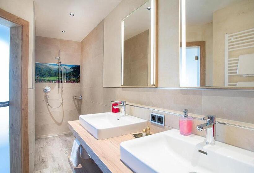 Полулюкс с Балконом, Seehotel St Hubertus