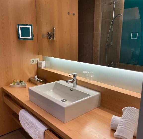 Номер Deluxe с Балконом, Spa Hotel Zedern Klang
