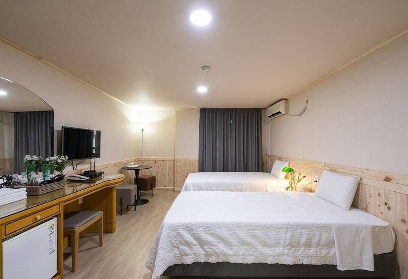 Номер Стандарт, New Jeju