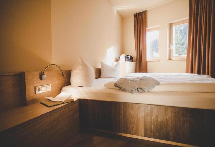 2 Bedroom Apartment Garden View, Arabella Retreat & Spa