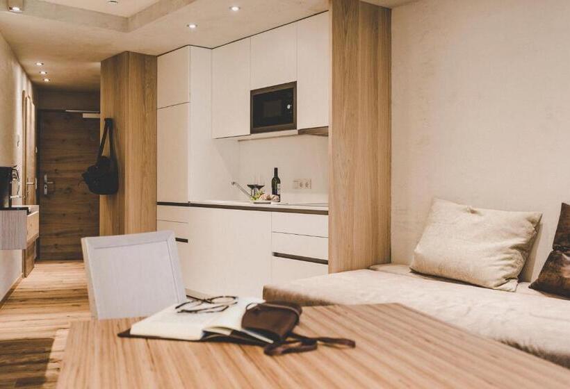 Basic Værelser til 3 pers., Arabella Retreat & Spa