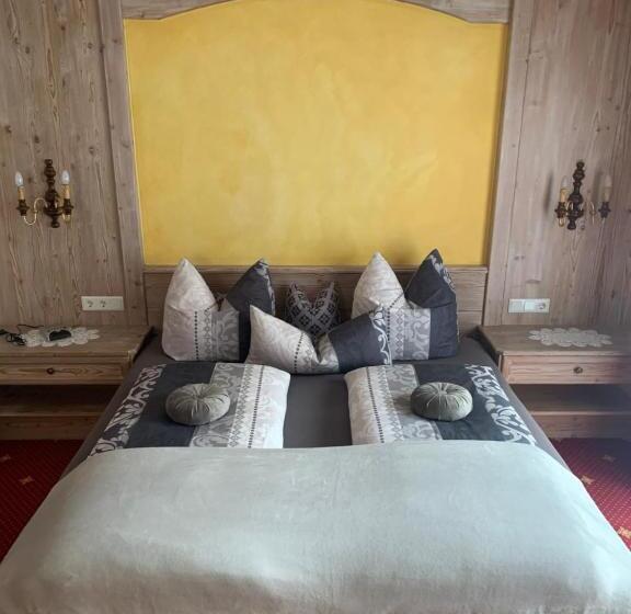 Номер Стандарт с Балконом, Appartements Gästehaus Schrott