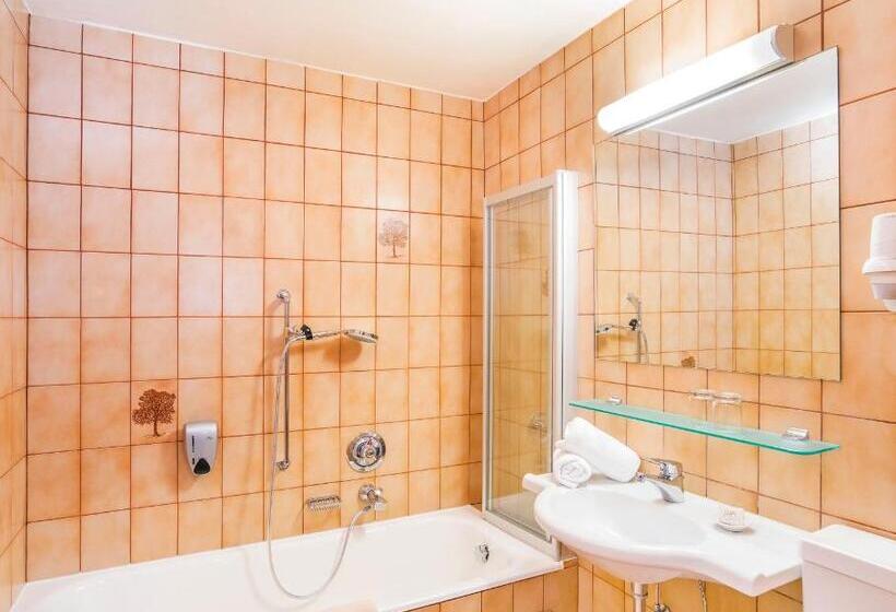 Семейный Номер, Sporthotel Pechtl