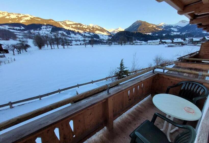 اتاق استاندارد با چشم‌انداز کوهستان, Ferienhotel Alpenhof