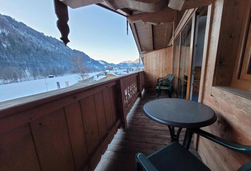 سوییت خانوادگی, Ferienhotel Alpenhof