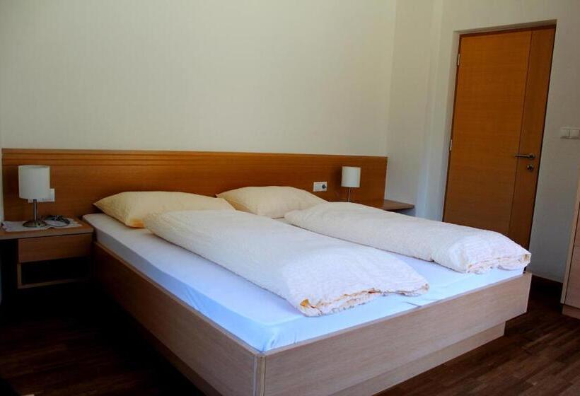 Апартаменты 2 Спальни, Gasthof Residence Brugghof & Erlhof