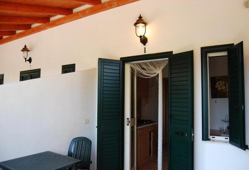 דירת שני חדרים, Althea Village Residence