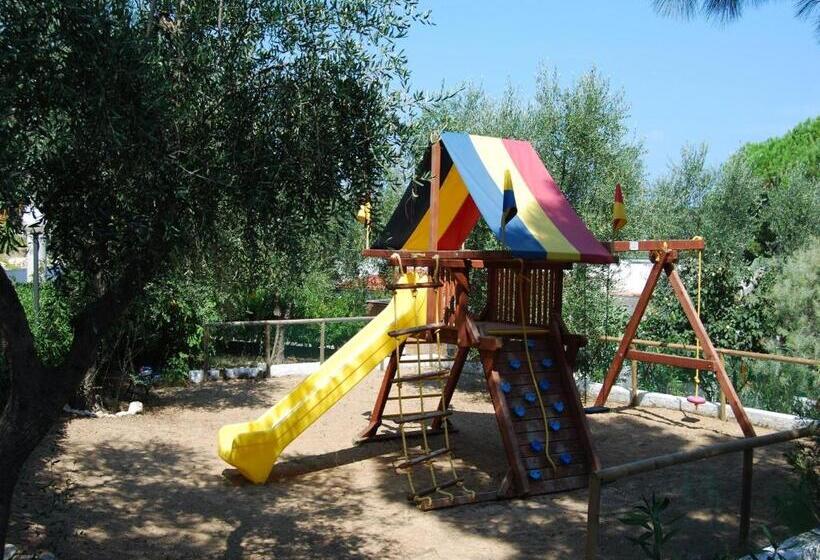 דירת חדר, Althea Village Residence