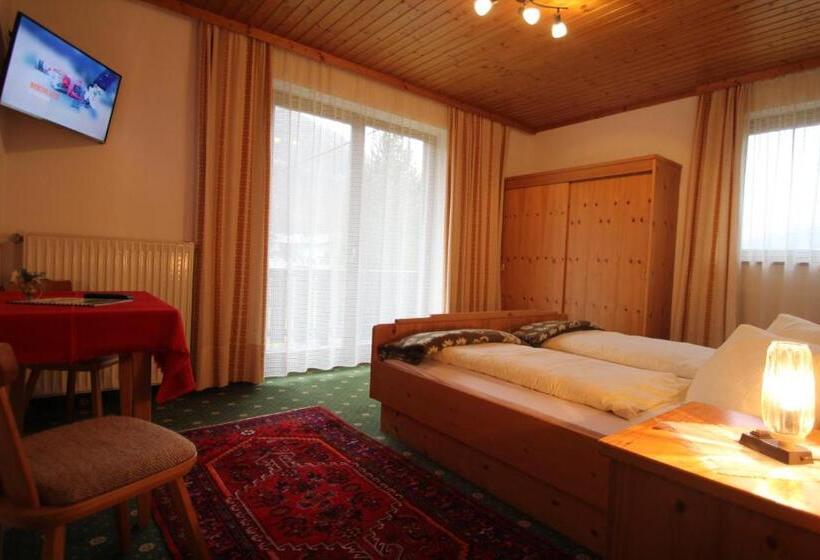 اتاق استاندارد با بالکن, Pension Hubertushof Beim Römerbad