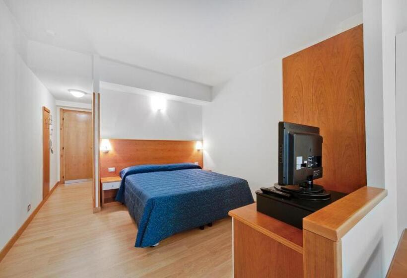 استودیوی استاندارد, Residence Dei Due Porti