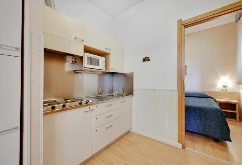 آپارتمان 1 خوابه همکف, Residence Dei Due Porti