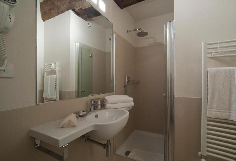 اتاق استاندارد, B&b Il Corso