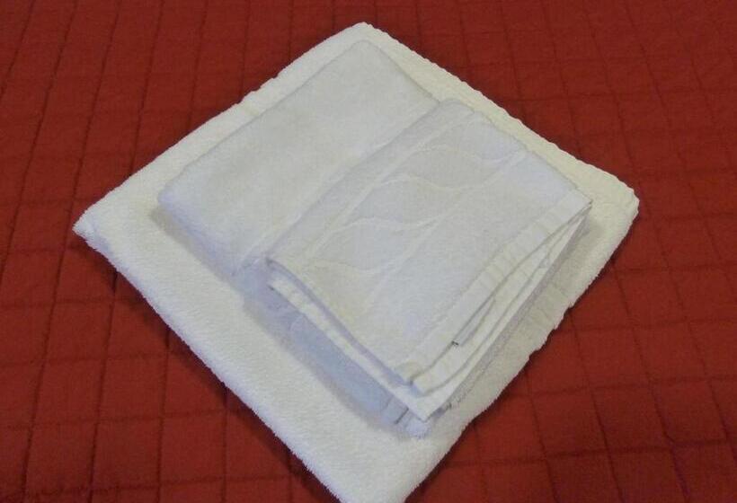 غرفة قياسية ثلاثية, Fiera
