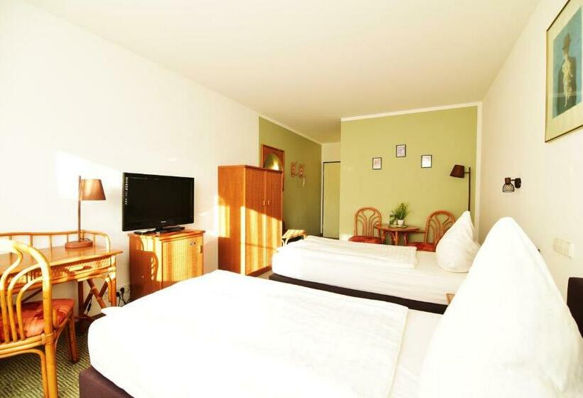 Номер Стандарт, Land Gut Hotel Schenkenberger Hof