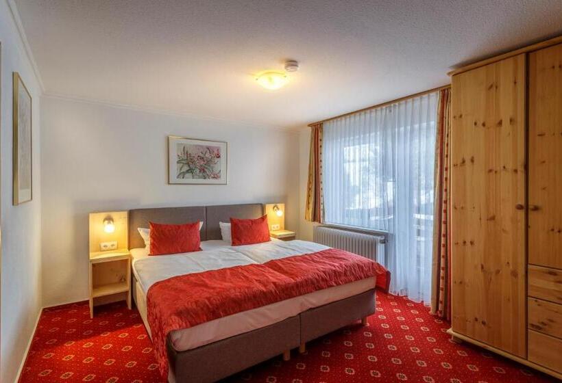Люкс с Балконом, Landhotel Bartlehof