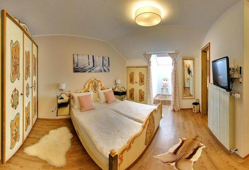 Номер Стандарт, Gasthof Alter Wirt