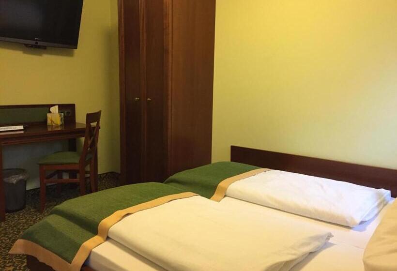 Номер Стандарт, Parkhotel Zirndorf