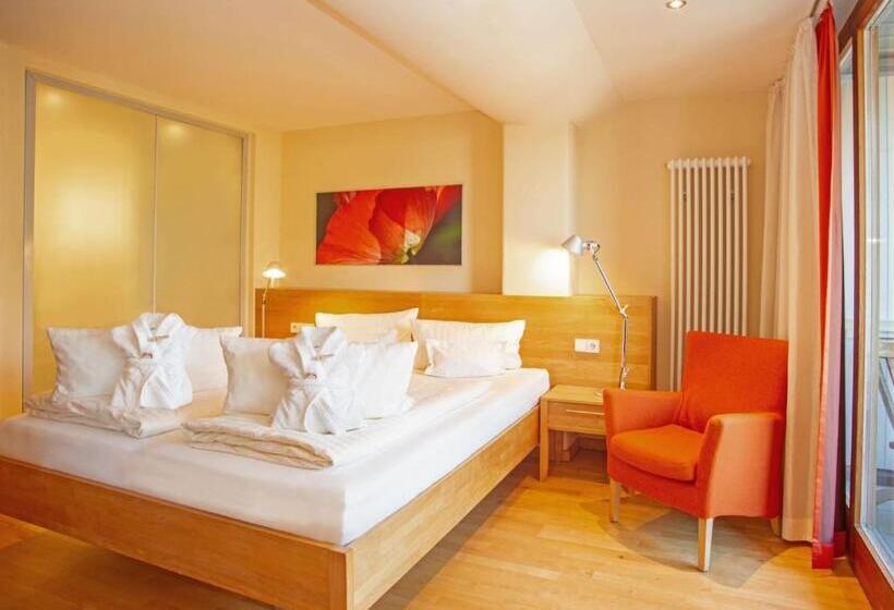 Полулюкс, Bio Thermalhotel Falkenhof
