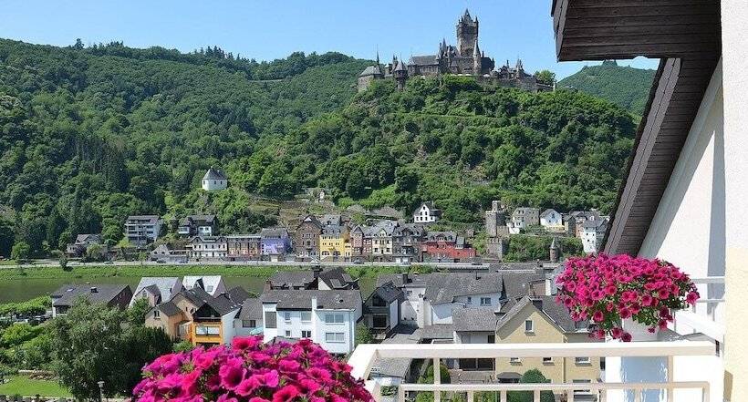 Номер Стандарт с Балконом, Flair Hotel Am Rosenhügel   Garni