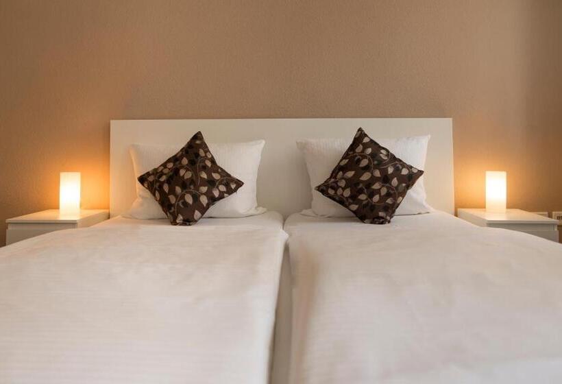Номер Стандарт, Altstadthotel Fürth