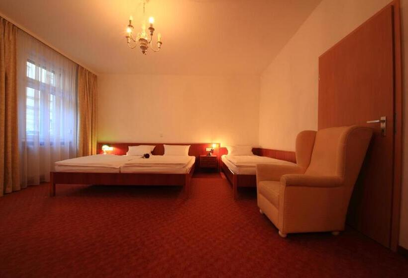 Номер Стандарт Трехместный, Altstadthotel Fürth