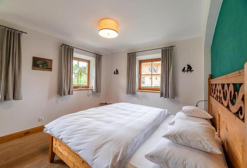 Люкс Повышенной Комфортности, Relais & Châteaux Gut Steinbach Hotel Chalets Spa