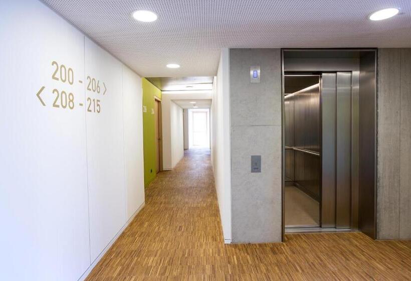 Номер Стандарт с Балконом, Green City Hotel Vauban