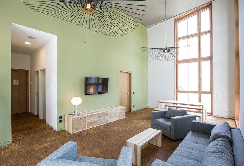 Люкс, Green City Hotel Vauban