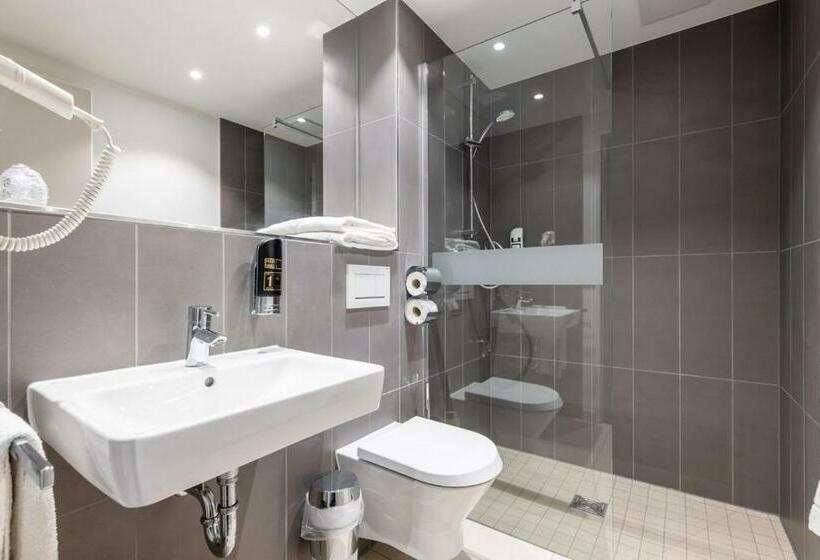 Номер Стандарт, Serways Hotel Hösel