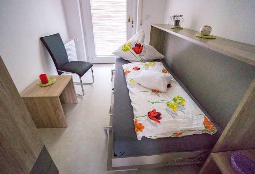 غرفة ديلوكس ثلاثية, Schröder S Hotelpension