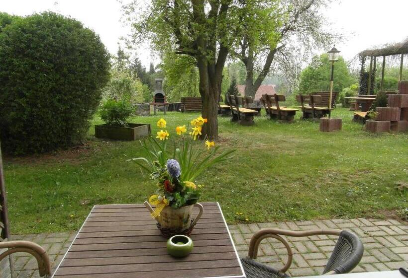 חדר סטנדרט, Landhotel Burgenblick Garni & Tagungs