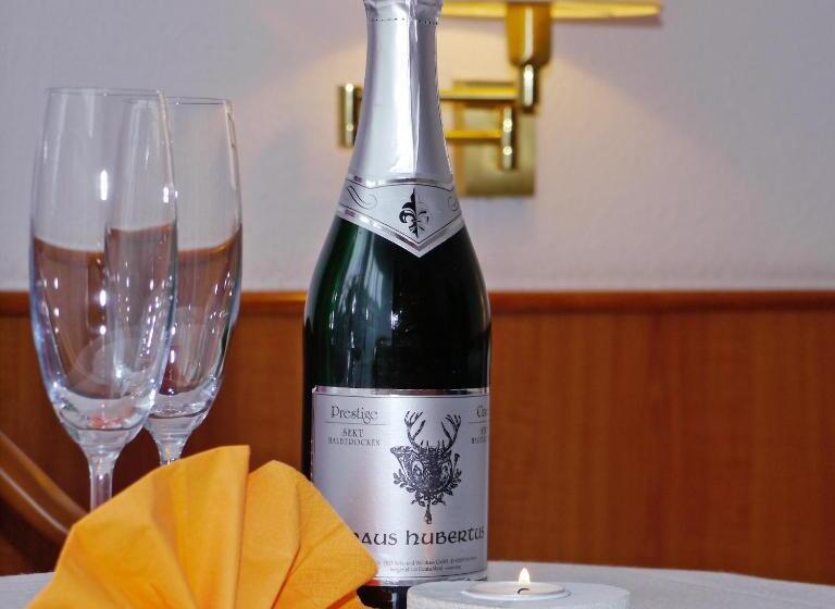 Четырехместный Номер Стандарт, Naturparkhotel Haus Hubertus