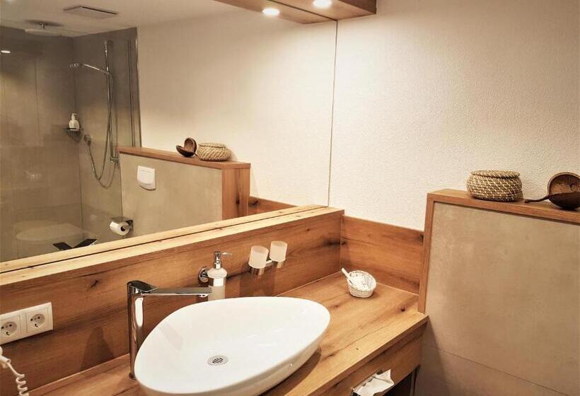 标准间, Restaurant Pfälzer Hof