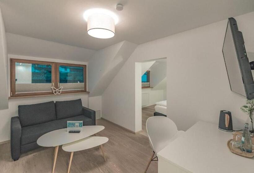 Полулюкс, Boutique Wellnesshotel Landmann