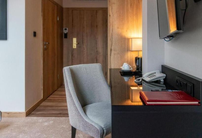 Номер Deluxe, Meta Resort & Vine Spa