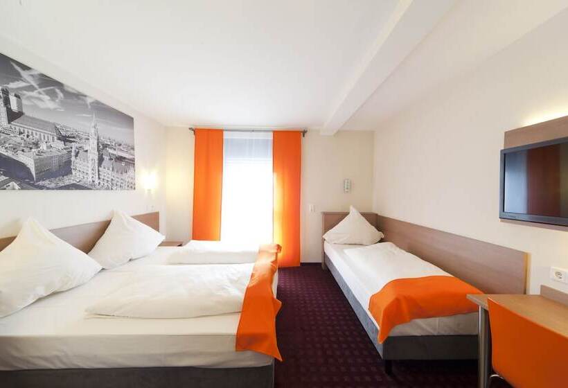 Номер Стандарт Трехместный, Mcdreams Hotel Wuppertal City
