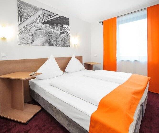 Номер Стандарт, Mcdreams Hotel Wuppertal City