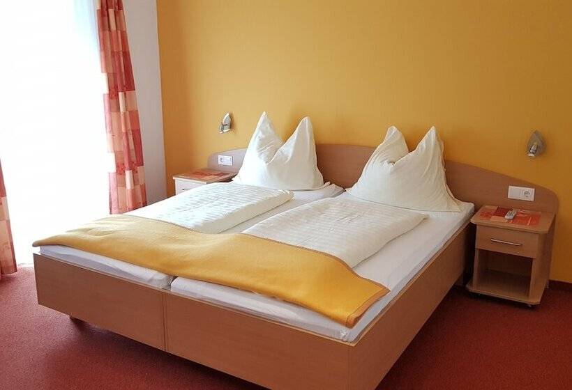 Номер Стандарт с Балконом, Roseggerhof