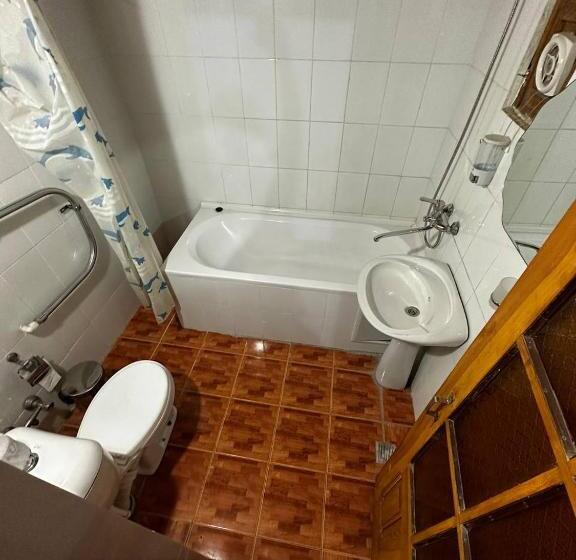 اتاق لوکس یک تخته, Mekhtar Ambar  Caravan Sarai Xix