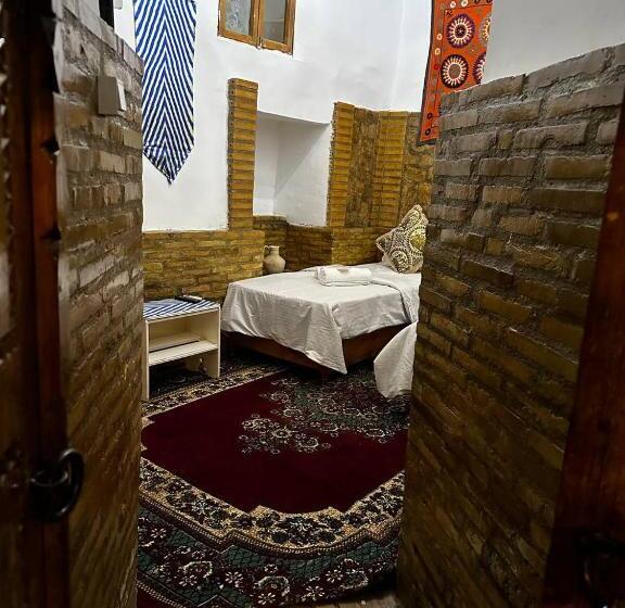 اتاق استاندارد, Mekhtar Ambar  Caravan Sarai Xix