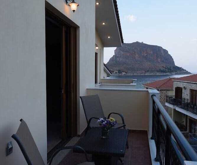 Люкс Вид на Море, Cyrenia Guesthouse