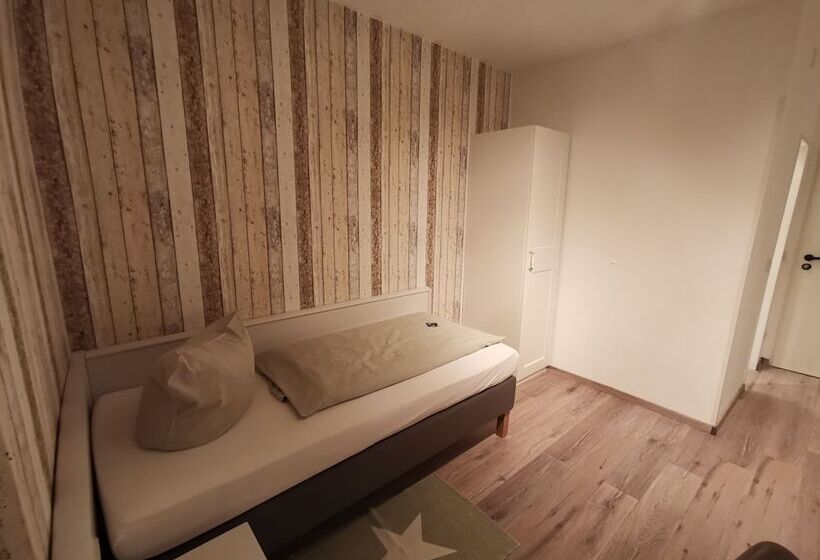 اتاق اکونومی یک تخته, City Hotel Franziska