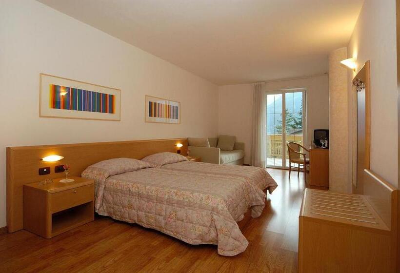 اتاق استاندارد سه نفره, Karinhall