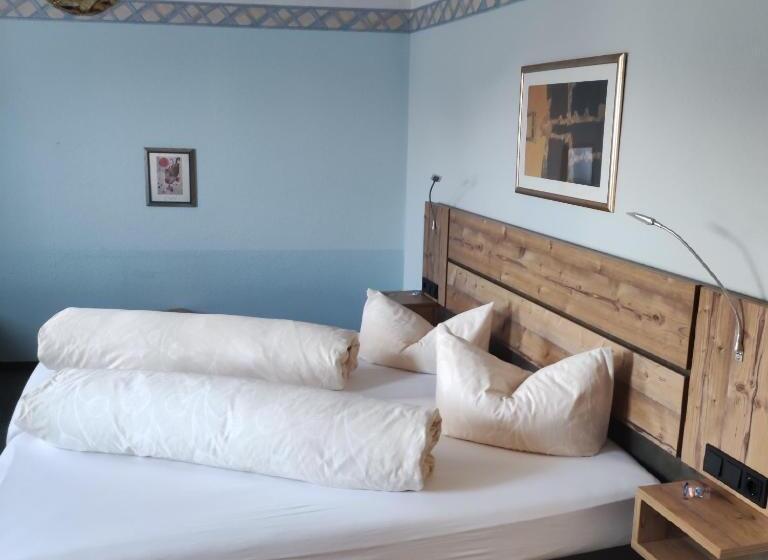 Четырехместный Номер Стандарт, Gasthof Goldene Krone