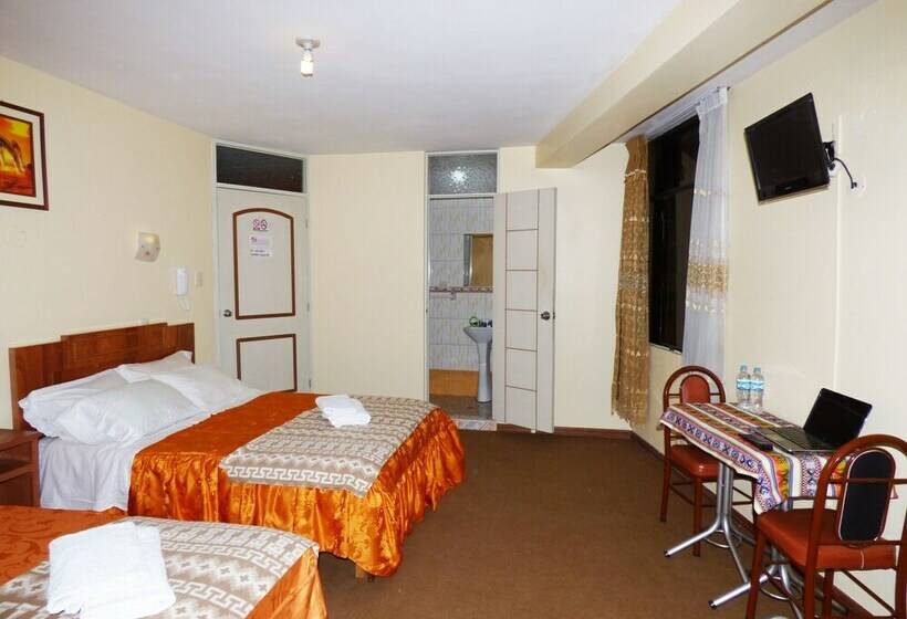 Номер Стандарт 2 Двуспальные Кровати, Nak Hoteles