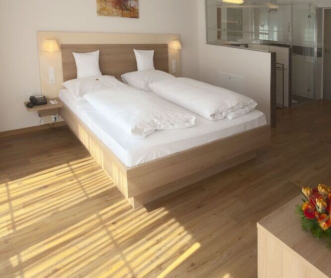 Номер Стандарт, Die Krone Am Fluss   Landhotel Sindringen