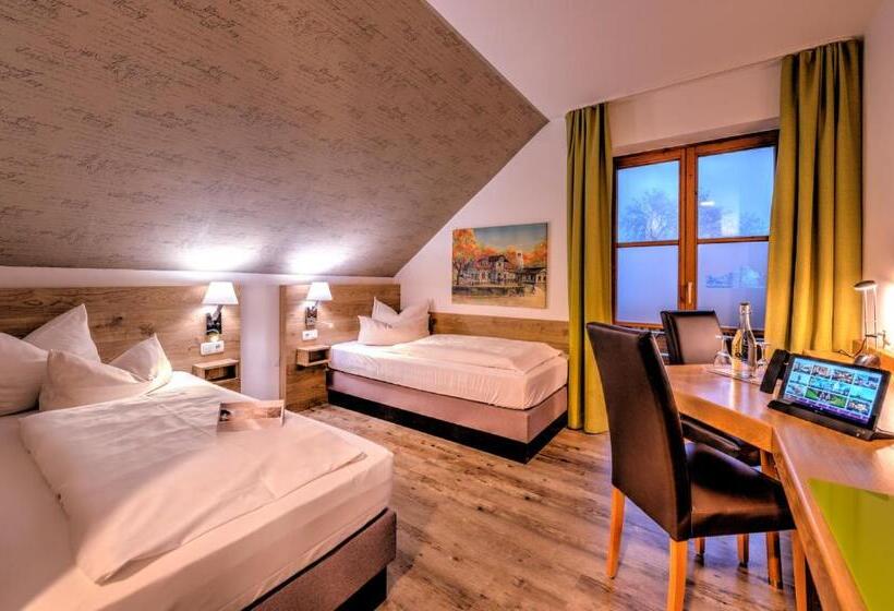 Номер Стандарт, Zur Post Kümmersbruck Hotel & Tiny Houses